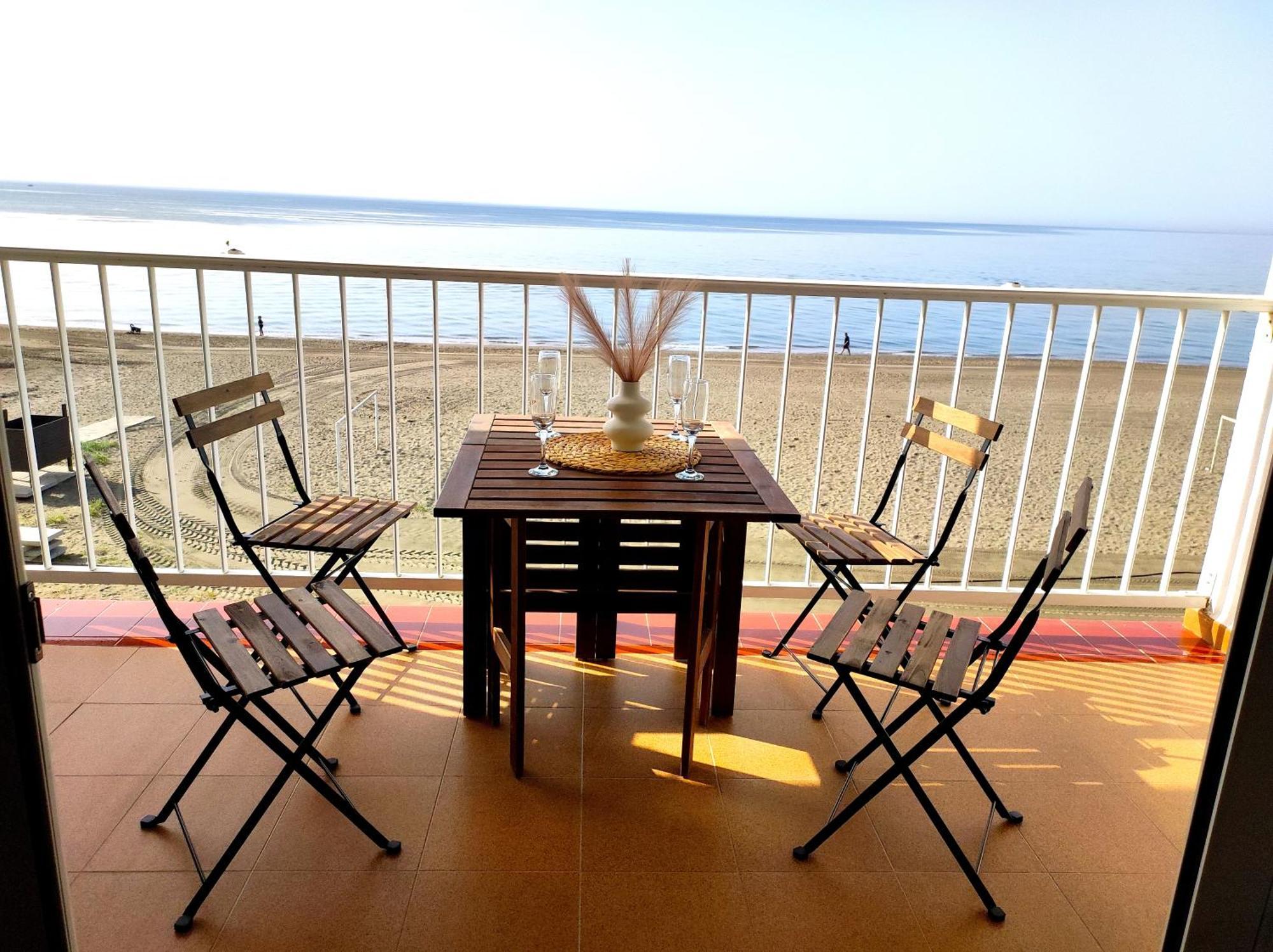 La Parada Beach Benagalbón Exterior foto